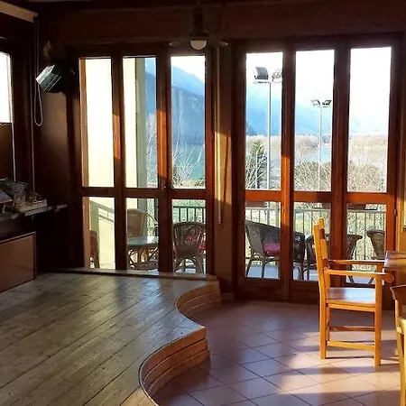 بيت ضيافة Bar Garni Al Sert Verceia