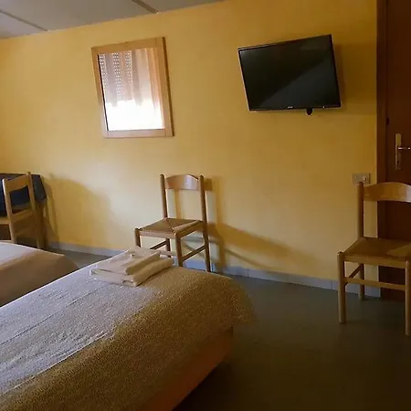 بيت ضيافة Bar Garni Al Sert